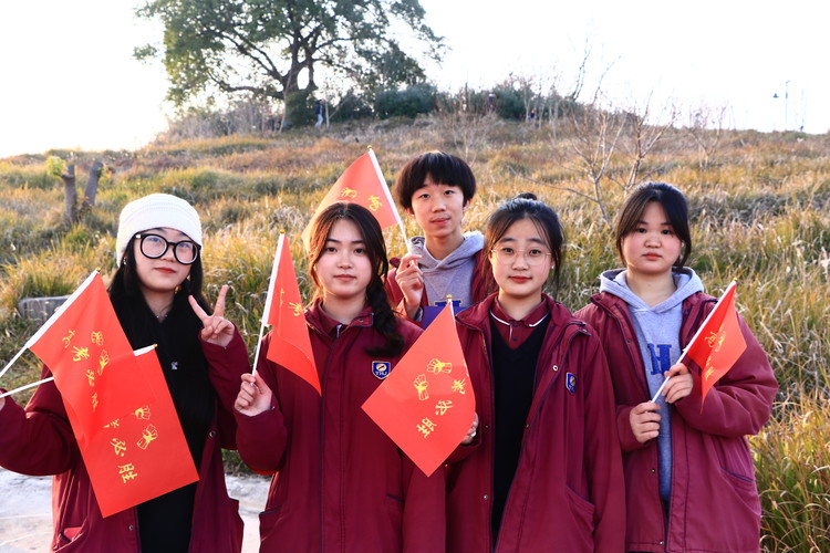 美好學(xué)生|鏖戰(zhàn)百日，問鼎六月；全力以赴，追逐夢(mèng)想！——記遠(yuǎn)恒佳學(xué)校中高考百日誓師大會(huì)